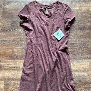 LUR Fashion For Change Women's Dress Size Small NWT! Burgundy heather